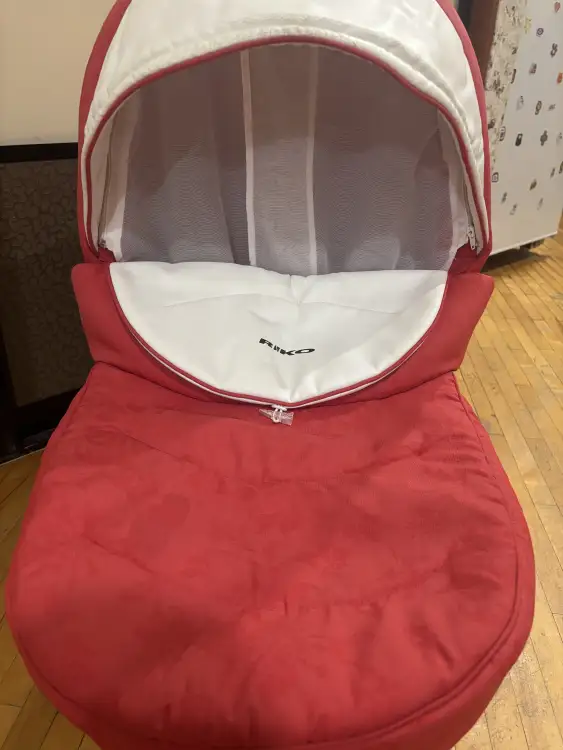 Коляска 2в1 в хорошем состоянии