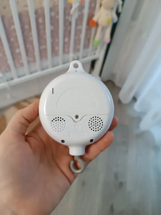 Мобиль в детскую кроватку с музыкальным блоком