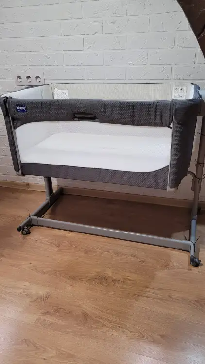 Кроватка  chicco