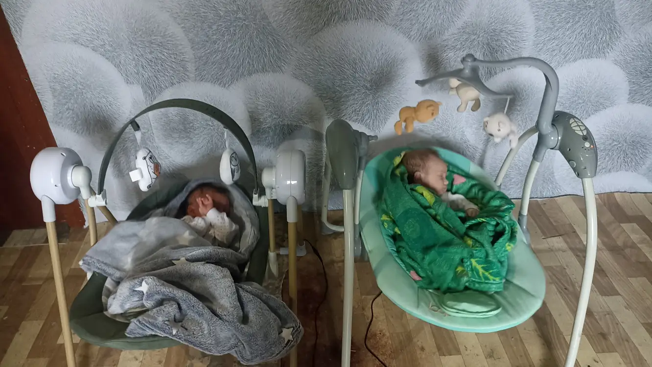 Электронные качели шезлонг