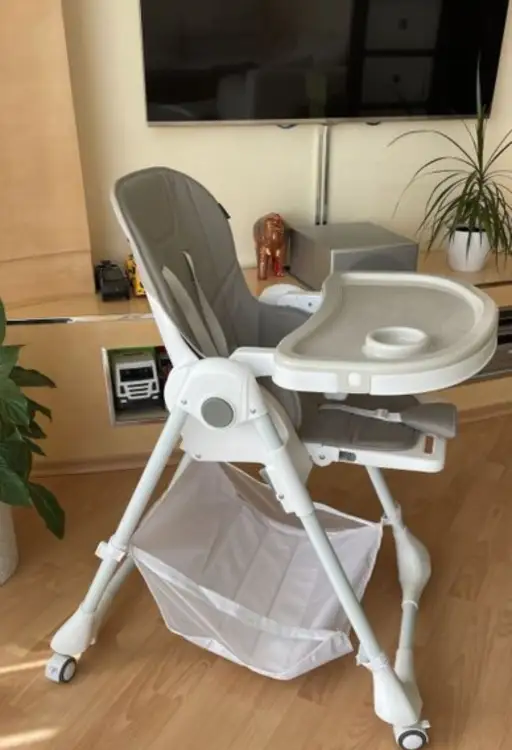 Детское кресло для кормления и игр