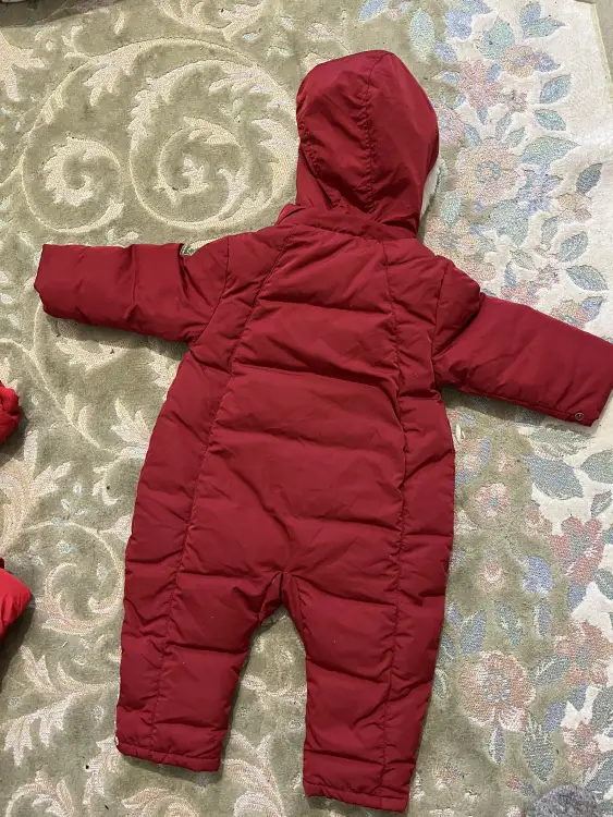 Куртка осень-весна размер 68-74.  Комбинезон осень-весна 74-80