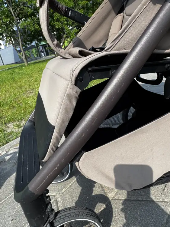 Прогулочная коляска carrello bravo lite 2025