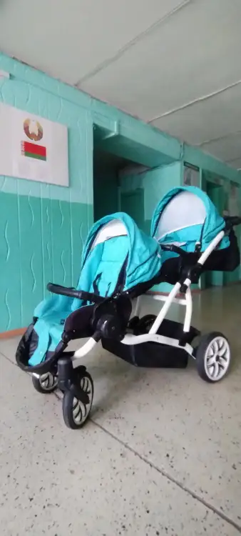 Коляска для двойни