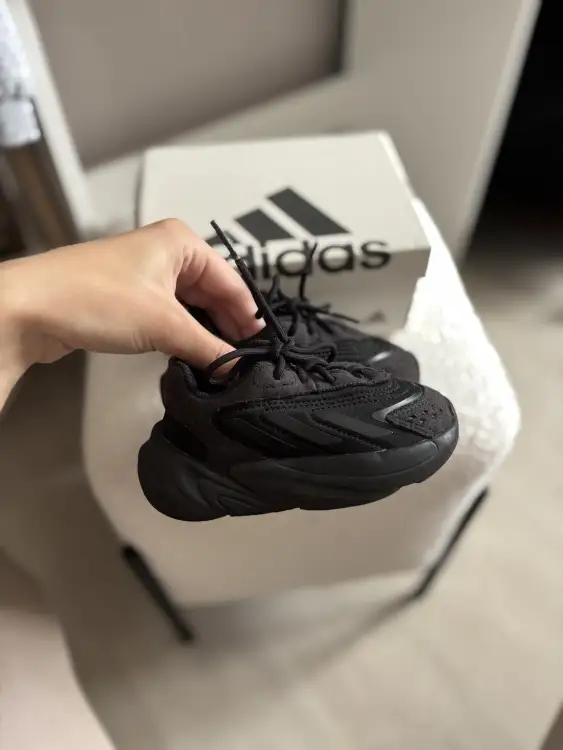 Кроссовки Adidas оригинал