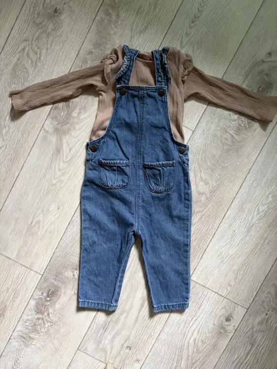 Лот джинсы, кофточки, комбинезон