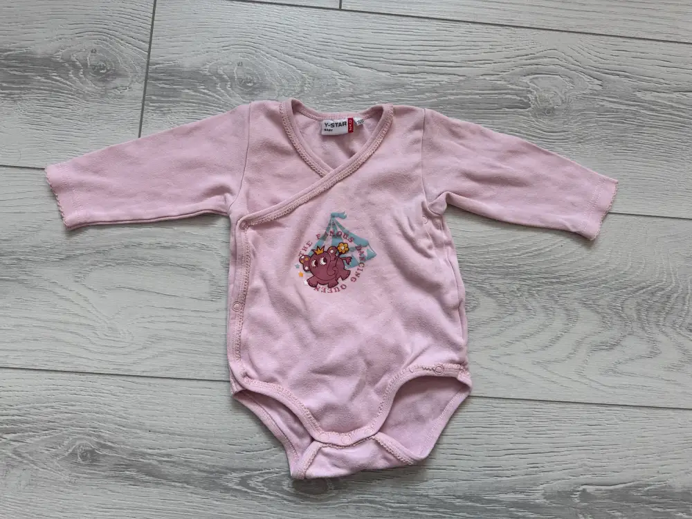 Лот одежды на рост 74