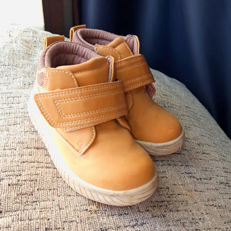 Ботинки деми 26 размер