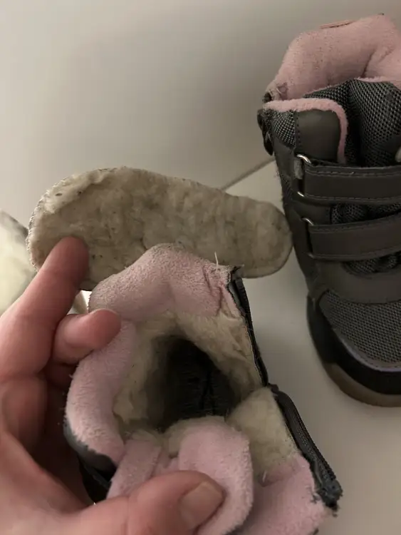 Ботинки зимние для девочки