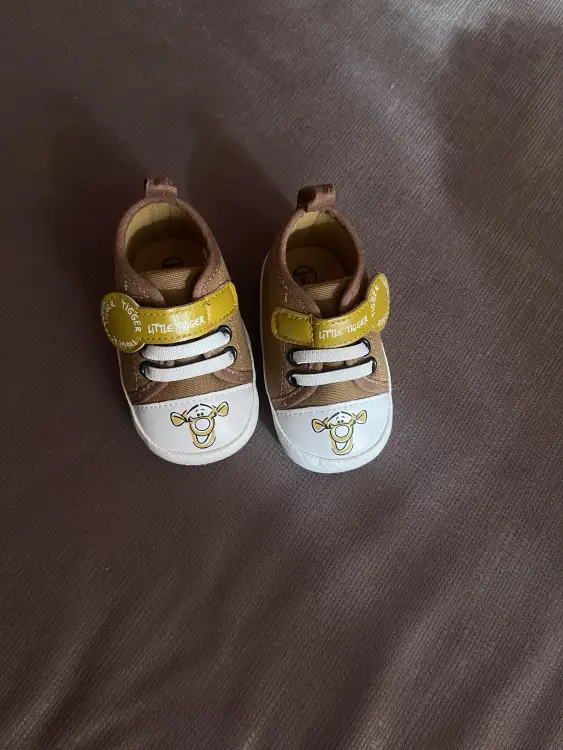 Кроссовки-пинетки