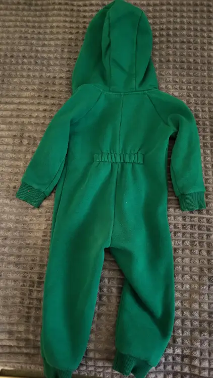 Красивый тёплый комбинезон