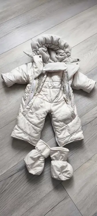 Теплый комбинезон-трансформер на 4-8 месяца