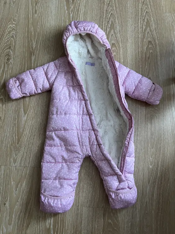 Осенне/весенний комбинезон для девочки 6-9 месяцев ,74-80