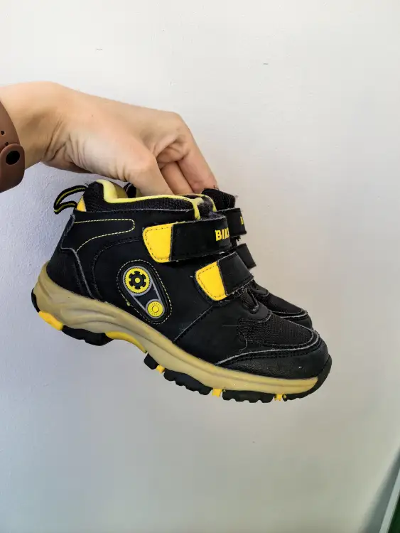 Ботинки демисезонные. Размер 27