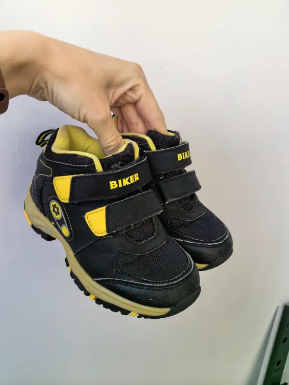 Ботинки демисезонные. Размер 27