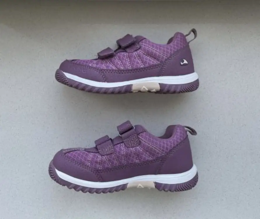 Кроссовки Viking, стелька 16,6 см, новые