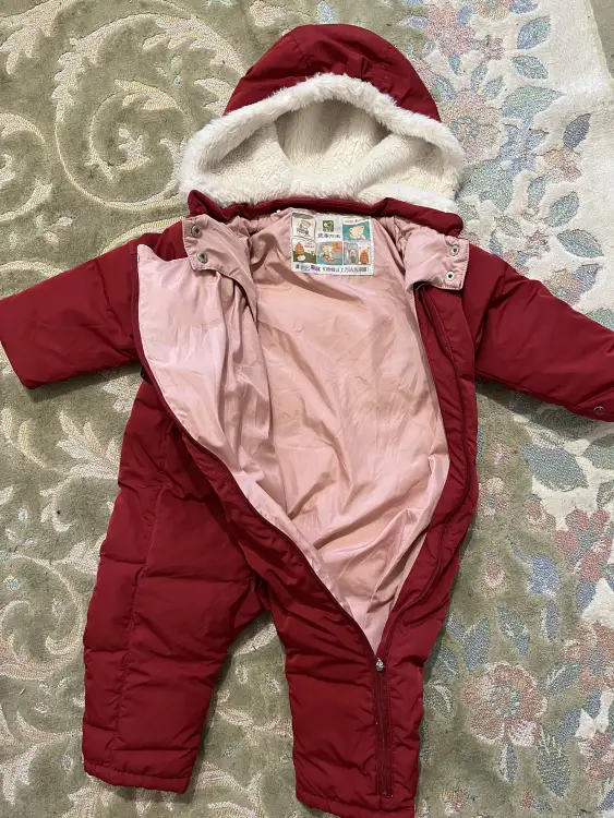 Куртка осень-весна размер 68-74.  Комбинезон осень-весна 74-80