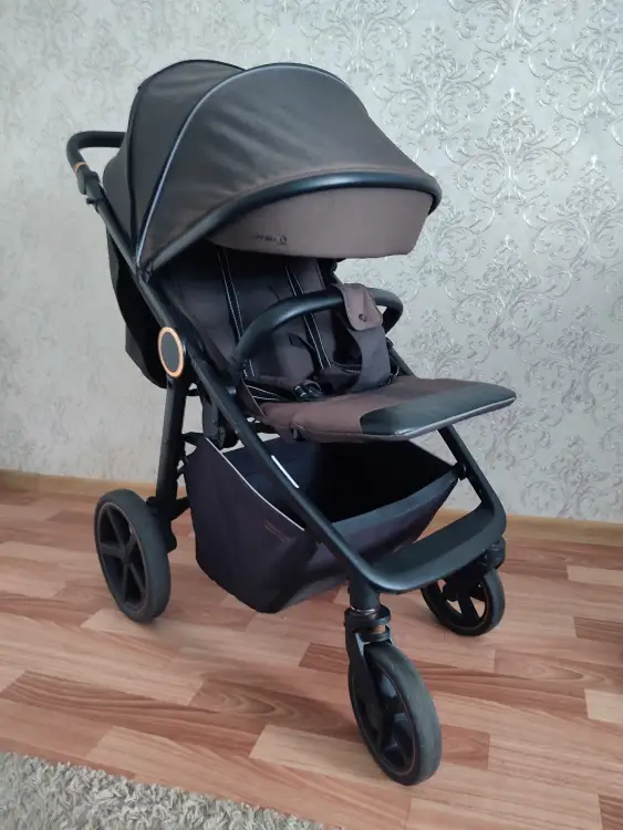 Прогулочная коляска Carrello Unico