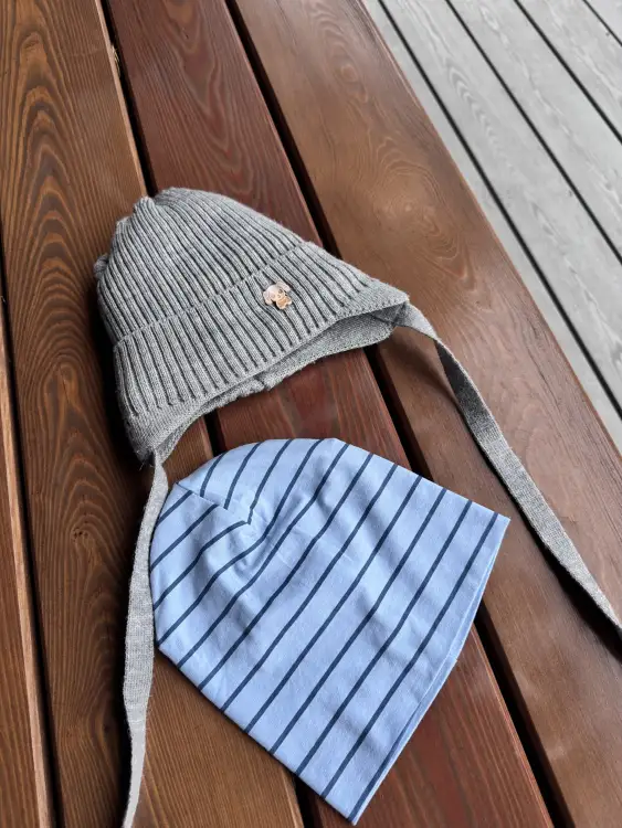 Шапочки в хорошем состоянии. 2 новые