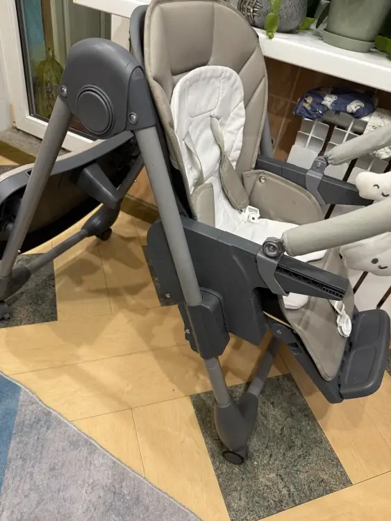 Стульчик для кормления + шезлонг , 2 в 1