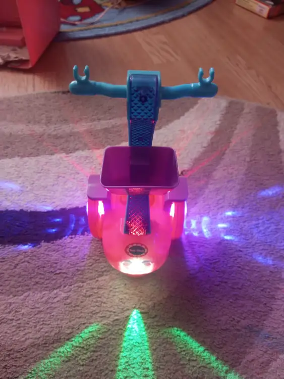 Гироскутер музыкальный для барби