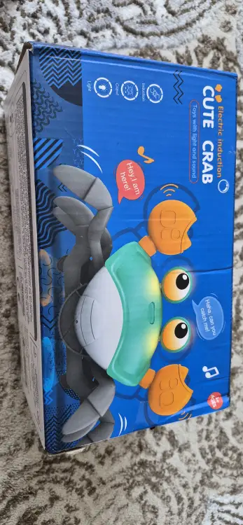 Интерактивная игрушка бегающий крабик