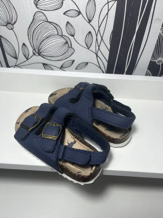 Лот обуви(23)