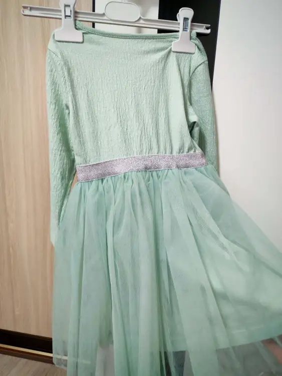 Платье нарядное