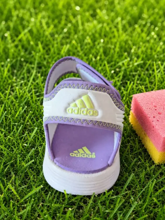Adidas сандалии новые для мальчика и для девочки р.32