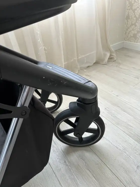 Детская коляска Roan Ivi Volcani