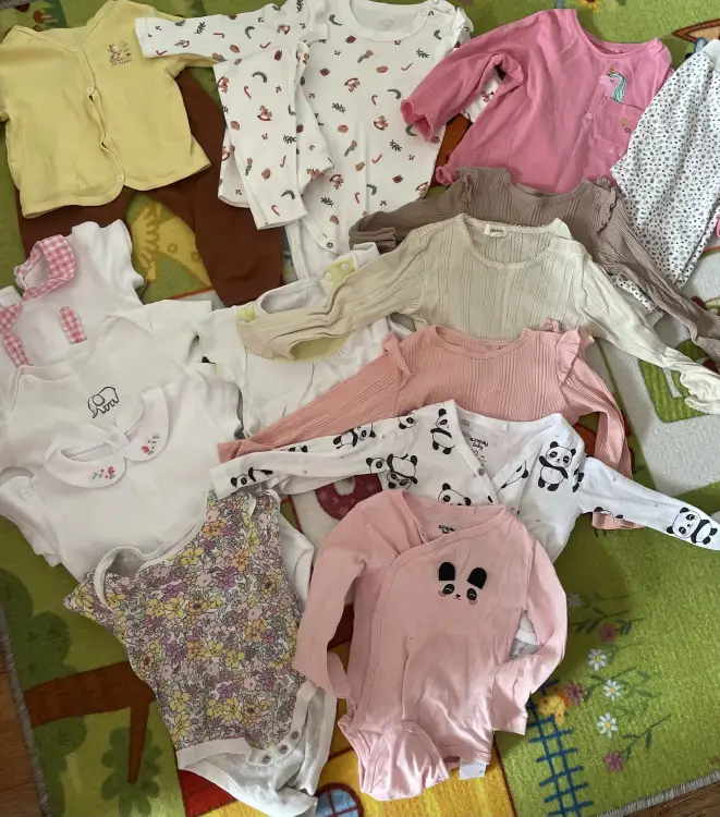 Лот одежды на девочку 6-12 мес