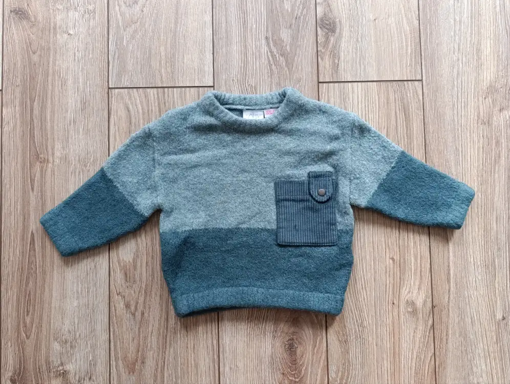 Теплый свитер Zara на 6-9 мес