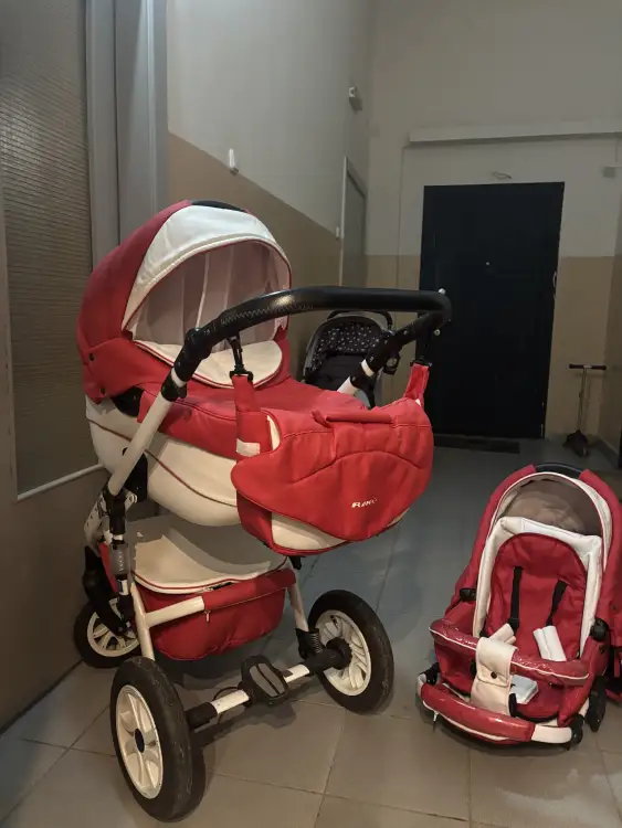 Коляска 2в1 в хорошем состоянии