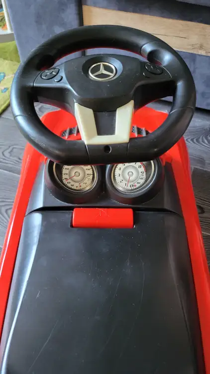 Машинка-каталка