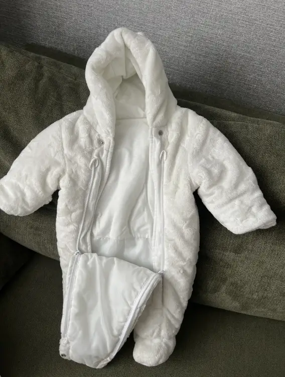 Комбинезоны для новорожденных