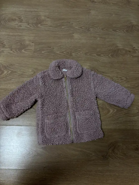 Шубка на девочку без дефектов