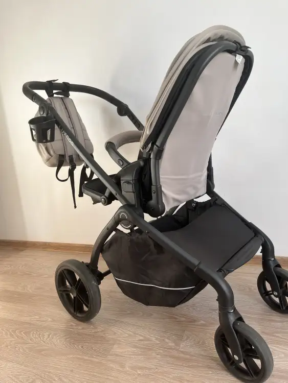 Прогулочная коляска luxmom k92