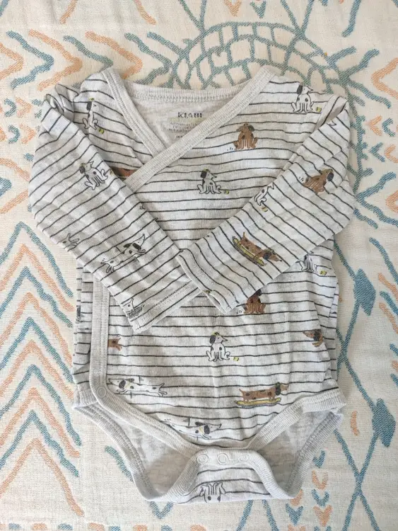 Лот бодиков 56 см для новорожденного