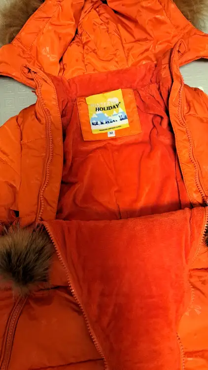 Зимний комбинезон на 6-9 месяцев