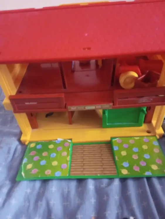 Ферма дом с животными