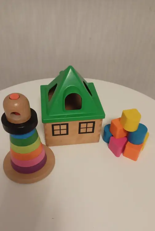 Пирамидка и домик-головоломка Икеа Мула