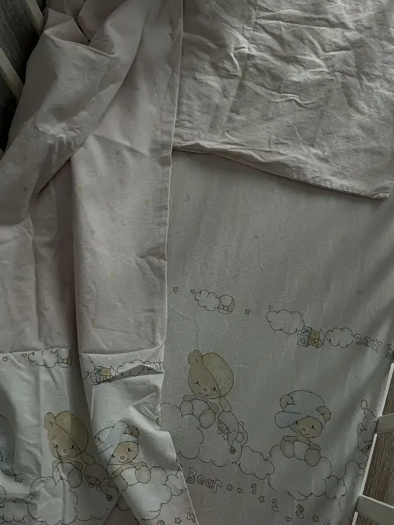 Матрас на кроватку , постельное , одеяло , подушка