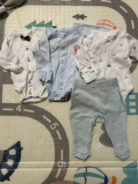 Пакет одежды для новорожденного
