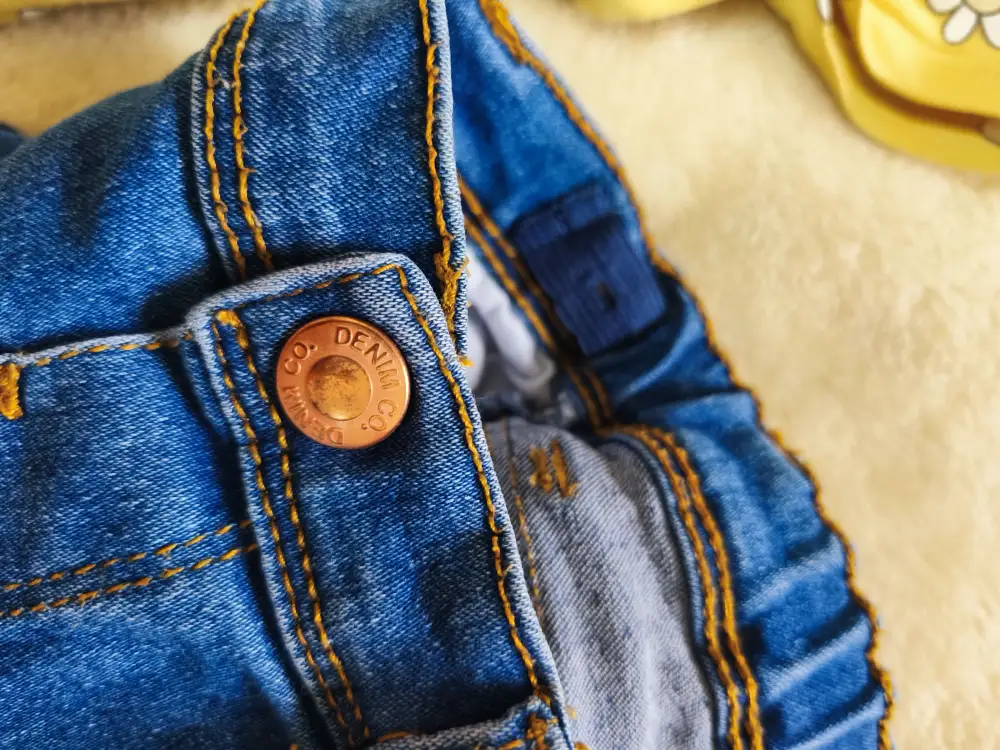 Джинсы с футболкой 86см