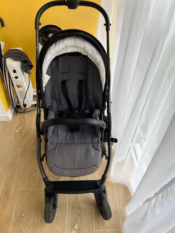 Коляска 2 в 1 прогулочная и люлька