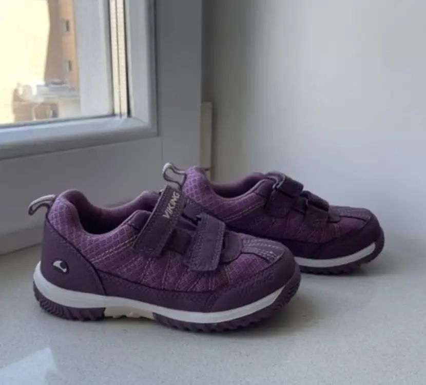 Кроссовки Viking, стелька 16,6 см, новые