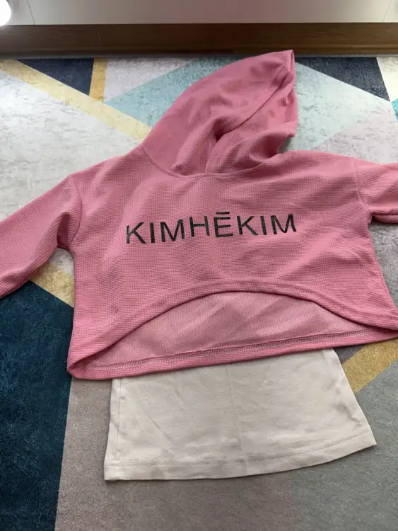 Кофточки на весну и костюмчик