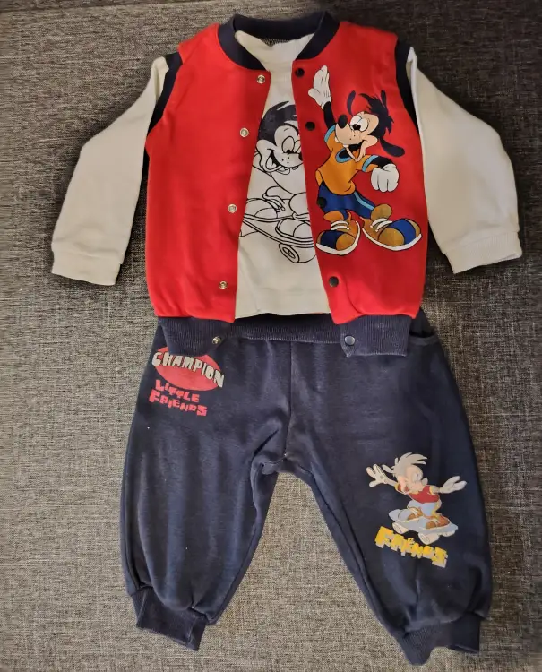 Костюмчики