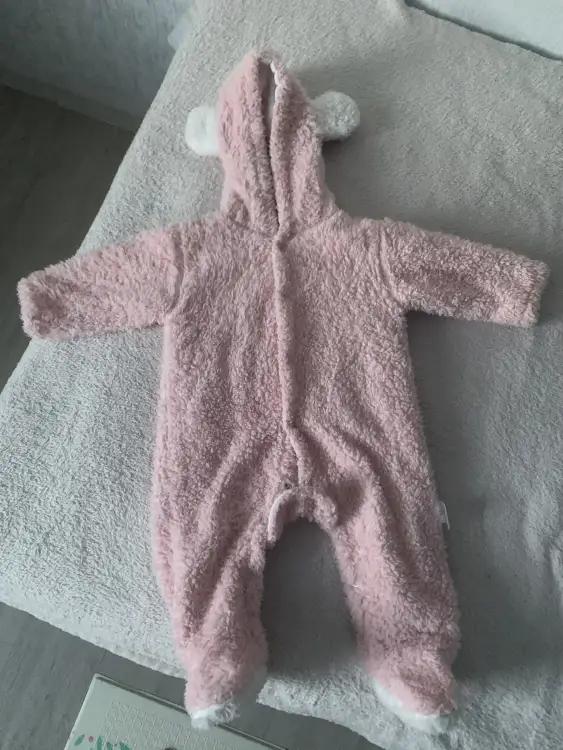 Лот комбинезончиков 0-6 месяцев