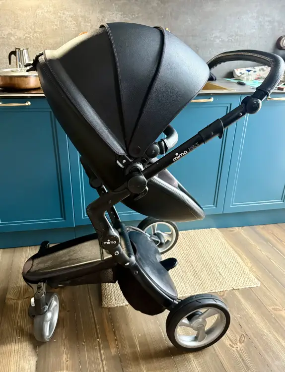Коляска Mima Xari 2 в одном